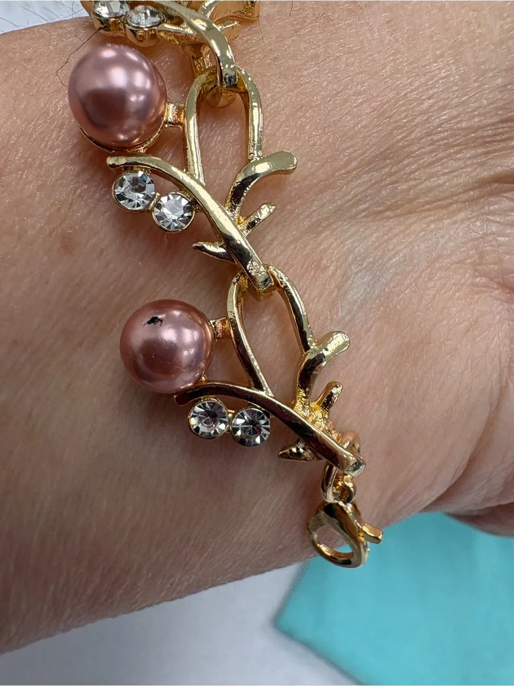 Vintage Gold Tone Leaf Vine Link Bracelet Pink Faux Pearl Rhinestone Adjustable